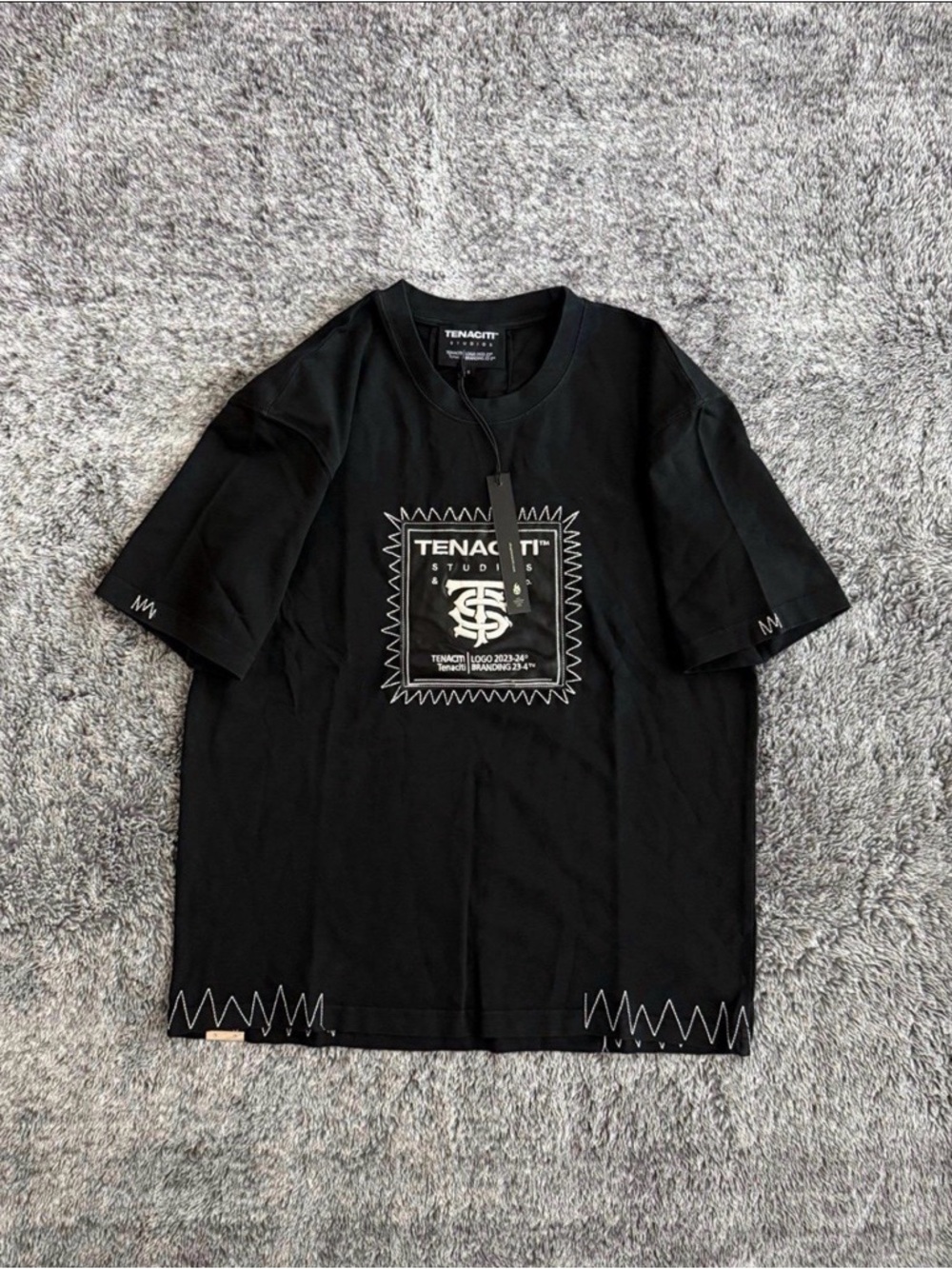 Men’s Tenaciti Studios T-Shirt, Size Small, NWT